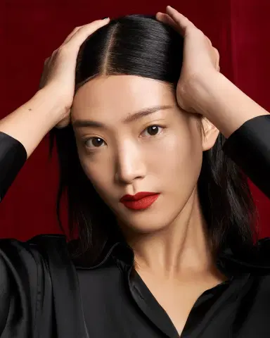 Yves Saint Laurent Beaute The Slim Velvet Radical | Thumbnail 2 Yves Saint Laurent Beaute The Slim Velvet Radical | Thumbnail 2