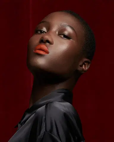 Yves Saint Laurent Beaute The Slim Velvet Radical | Thumbnail 2 Yves Saint Laurent Beaute The Slim Velvet Radical | Thumbnail 2