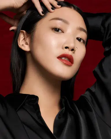 Yves Saint Laurent Beaute The Slim Velvet Radical | Thumbnail 2 Yves Saint Laurent Beaute The Slim Velvet Radical | Thumbnail 2