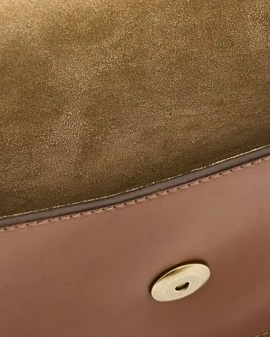 Il Bisonte Atelier Leather Crossbody Bag | Thumbnail 4 Il Bisonte Atelier Leather Crossbody Bag | Thumbnail 4