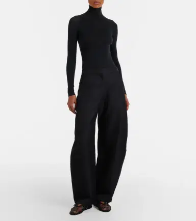 Alaïa Alaïa Embellished fishnet ballet flats | Thumbnail 5 Alaïa Alaïa Embellished fishnet ballet flats | Thumbnail 5