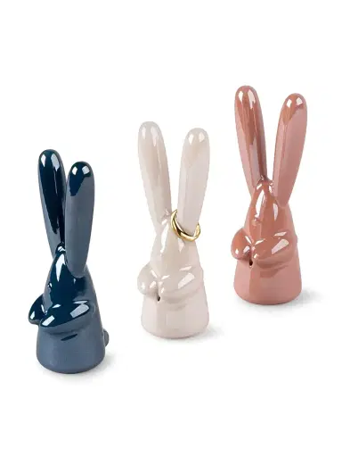 Lladro Bunny Porcelain Figurine - Pink | Thumbnail 5 Lladro Bunny Porcelain Figurine - Pink | Thumbnail 5