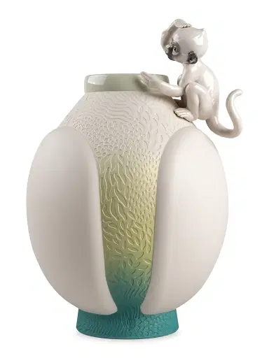 Lladro Porcelain Monkey Vase | Thumbnail 1 Lladro Porcelain Monkey Vase | Thumbnail 1