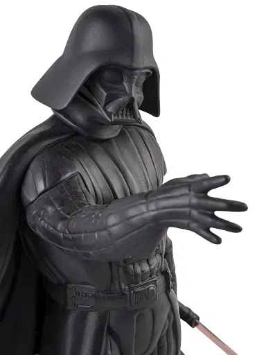 Lladro Darth Vader Porcelain Sculpture - Black | Thumbnail 4 Lladro Darth Vader Porcelain Sculpture - Black | Thumbnail 4