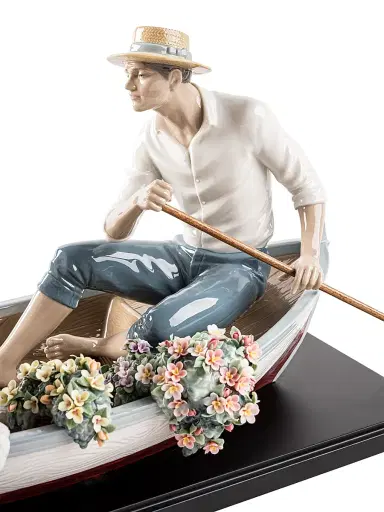 Lladro Romance On The Lake Figurine | Thumbnail 6 Lladro Romance On The Lake Figurine | Thumbnail 6