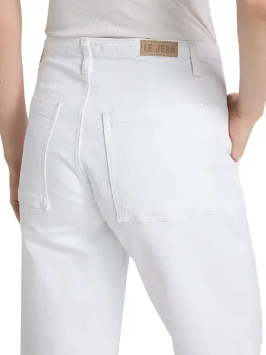 Le Jean Women's Utility Soft Barrel Crop Jeans - White | Thumbnail 6 Le Jean Women's Utility Soft Barrel Crop Jeans - White | Thumbnail 6