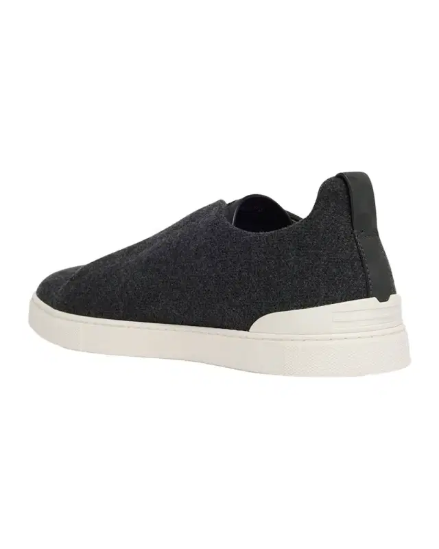 Men 's Triple Stitch Oasi Cashmere Slip-On Sneakers Men 's Triple Stitch Oasi Cashmere Slip-On Sneakers