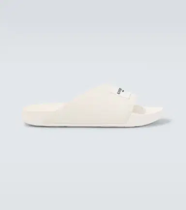 Givenchy Label slides | Thumbnail 4 Givenchy Label slides | Thumbnail 4