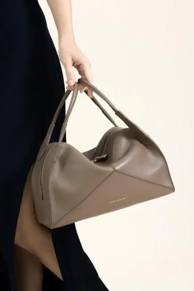 Victoria Beckham Victoria Plie Bag - Dove Grey | Thumbnail 4 Victoria Beckham Victoria Plie Bag - Dove Grey | Thumbnail 4