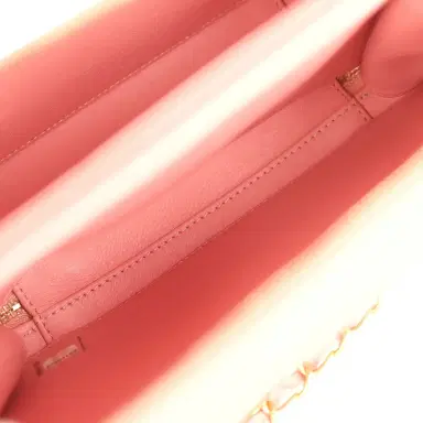 Chanel Pre-owned Chanel Medium CC Filigree Vanity Case Pink Caviar Brushed Gold Hardware | Thumbnail 11 Chanel Pre-owned Chanel Medium CC Filigree Vanity Case Pink Caviar Brushed Gold Hardware | Thumbnail 11
