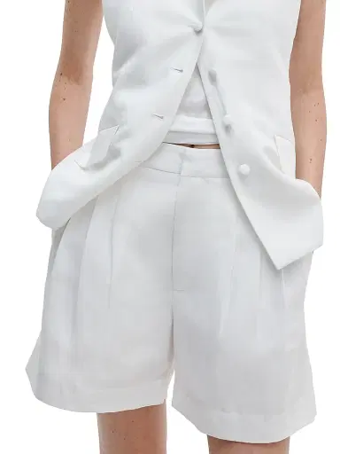 rag & bone Women's Chappell Linen-Blend Pleated Shorts - White | Thumbnail 3 rag & bone Women's Chappell Linen-Blend Pleated Shorts - White | Thumbnail 3