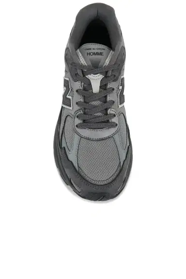 COMME des GARCONS HOMME x New Balance 2010V | Thumbnail 4 COMME des GARCONS HOMME x New Balance 2010V | Thumbnail 4
