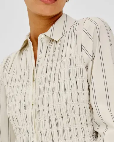 Rails Bradshaw Smocked Long-Sleeve Shirt | Thumbnail 5 Rails Bradshaw Smocked Long-Sleeve Shirt | Thumbnail 5