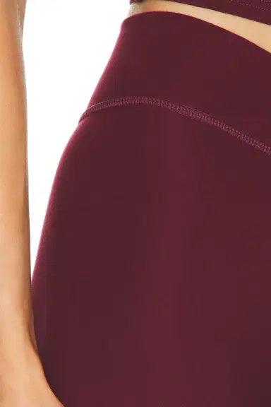 437 The V Legging | Thumbnail 6 437 The V Legging | Thumbnail 6