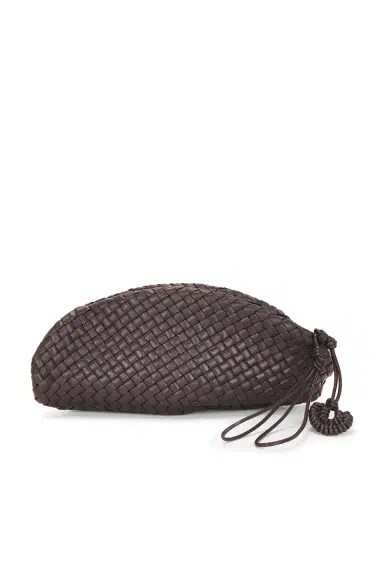 Bottega Veneta Small Vongola Clutch | Thumbnail 1 Bottega Veneta Small Vongola Clutch | Thumbnail 1