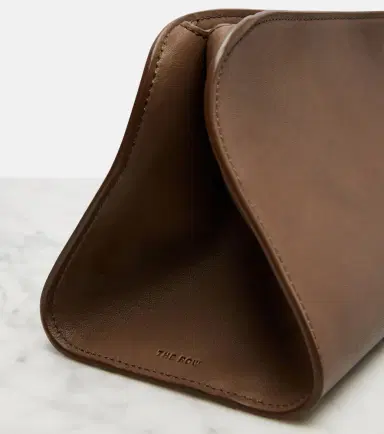 The Row Peggy Small leather clutch | Thumbnail 3 The Row Peggy Small leather clutch | Thumbnail 3