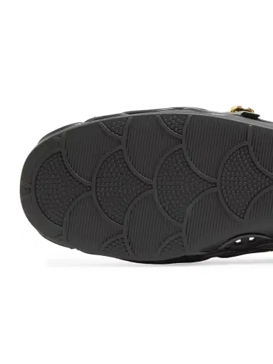 Valentino Garavani Women's Ondette Rubber 5MM Ballerinas with Scallop Pattern | Thumbnail 7 Valentino Garavani Women's Ondette Rubber 5MM Ballerinas with Scallop Pattern | Thumbnail 7