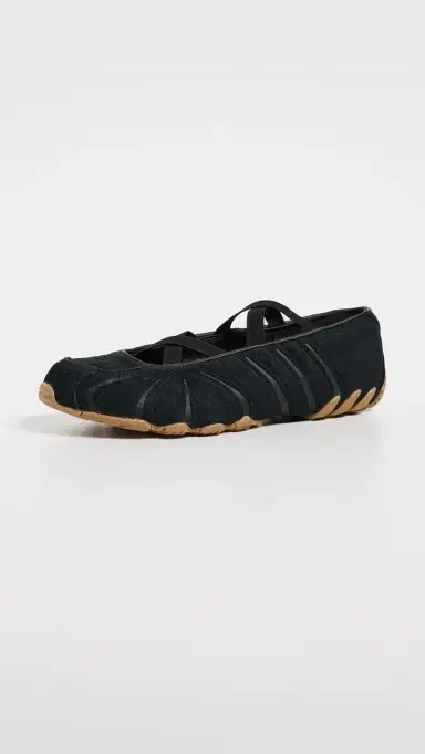 Adidas Ghost Sprint Ballet Flats Core Black/Gum 3 9 | Thumbnail 2 Adidas Ghost Sprint Ballet Flats Core Black/Gum 3 9 | Thumbnail 2
