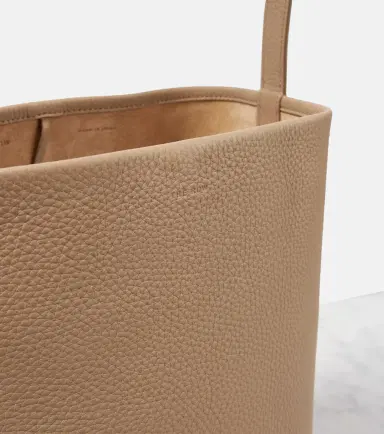 The Row N/S Park Medium leather tote bag | Thumbnail 4 The Row N/S Park Medium leather tote bag | Thumbnail 4