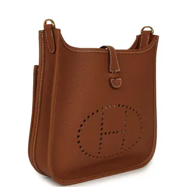 HERMÈS Hermes Evelyne 23 Gold Clemence Gold Hardware | Thumbnail 2 HERMÈS Hermes Evelyne 23 Gold Clemence Gold Hardware | Thumbnail 2