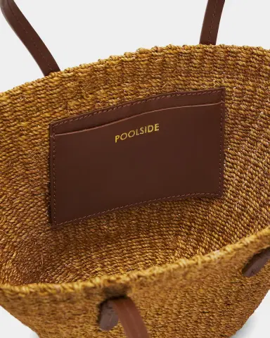POOLSIDE The East West Small Straw Tote Bag | Thumbnail 4 POOLSIDE The East West Small Straw Tote Bag | Thumbnail 4