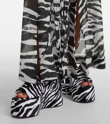 The Attico Zebra-print cotton muslin kaftan | Thumbnail 5 The Attico Zebra-print cotton muslin kaftan | Thumbnail 5