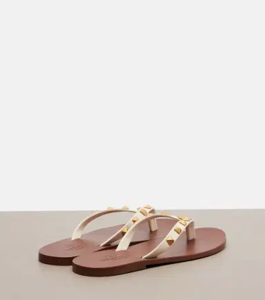 Valentino Garavani Rockstud leather thong sandals | Thumbnail 4 Valentino Garavani Rockstud leather thong sandals | Thumbnail 4