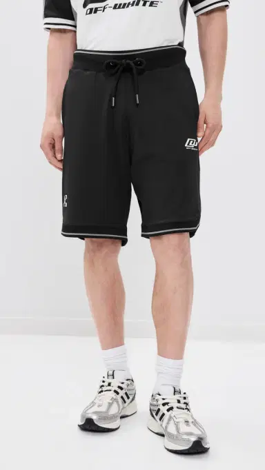 Off-White OWR Team occer Shorts 9 Black | Thumbnail 2 Off-White OWR Team occer Shorts 9 Black | Thumbnail 2