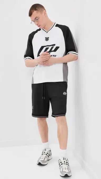 Off-White OWR Team occer Shorts 9 Black | Thumbnail 5 Off-White OWR Team occer Shorts 9 Black | Thumbnail 5