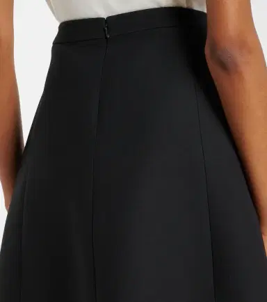 Valentino Crepe Couture miniskirt | Thumbnail 3 Valentino Crepe Couture miniskirt | Thumbnail 3