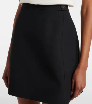 Valentino Crepe Couture miniskirt | Thumbnail 4 Valentino Crepe Couture miniskirt | Thumbnail 4