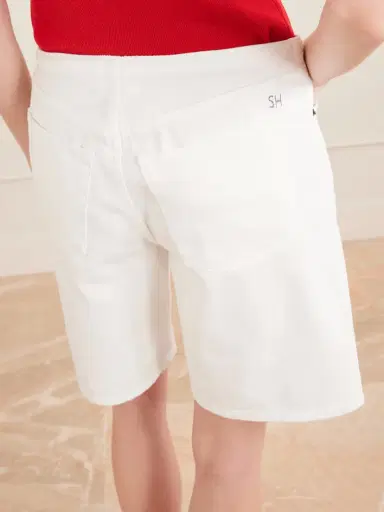 STILL HERE Low-rise Denim Shorts | Thumbnail 5 STILL HERE Low-rise Denim Shorts | Thumbnail 5