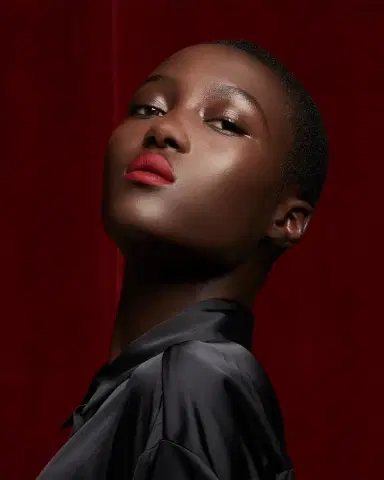 Yves Saint Laurent Beaute The Slim Velvet Radical | Thumbnail 2 Yves Saint Laurent Beaute The Slim Velvet Radical | Thumbnail 2