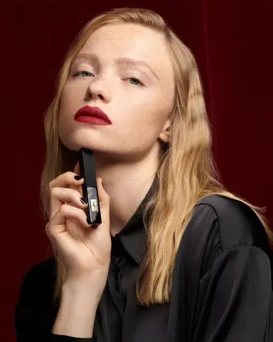 Yves Saint Laurent Beaute The Slim Velvet Radical | Thumbnail 3 Yves Saint Laurent Beaute The Slim Velvet Radical | Thumbnail 3