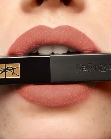 Yves Saint Laurent Beaute The Slim Velvet Radical | Thumbnail 2 Yves Saint Laurent Beaute The Slim Velvet Radical | Thumbnail 2