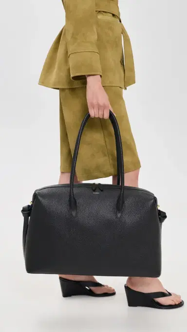 YUZEFI Large Brioche Duffle Bag Black One Size | Thumbnail 3 YUZEFI Large Brioche Duffle Bag Black One Size | Thumbnail 3