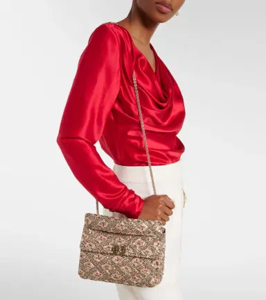 Valentino Garavani Rockstud Spike Medium top-handle bag | Thumbnail 5 Valentino Garavani Rockstud Spike Medium top-handle bag | Thumbnail 5