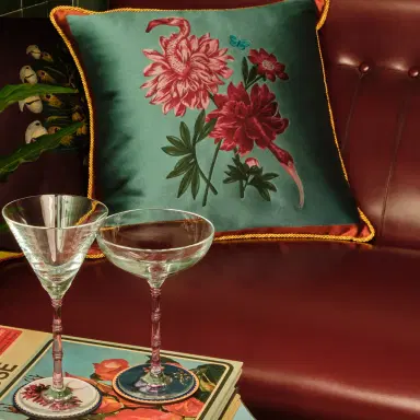La DoubleJ Cushion | Thumbnail 3 La DoubleJ Cushion | Thumbnail 3