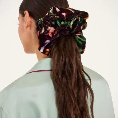 La DoubleJ Giga Scrunchie | Thumbnail 1 La DoubleJ Giga Scrunchie | Thumbnail 1