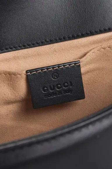 Gucci GG Marmont Shoulder Bag | Thumbnail 6 Gucci GG Marmont Shoulder Bag | Thumbnail 6