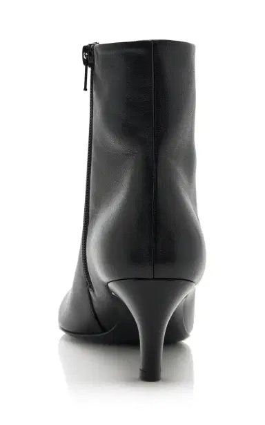 TOTEME Leather Ankle Boots | Thumbnail 5 TOTEME Leather Ankle Boots | Thumbnail 5