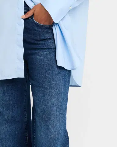 MOTHER The Hustler Roller Sneak Jeans | Thumbnail 6 MOTHER The Hustler Roller Sneak Jeans | Thumbnail 6