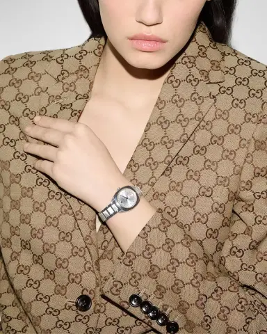Gucci Interlocking Small Silver 8-Diamond Steel Bracelet Watch | Thumbnail 2 Gucci Interlocking Small Silver 8-Diamond Steel Bracelet Watch | Thumbnail 2