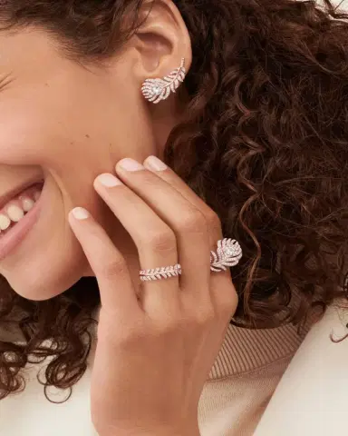 Boucheron 18K Pink Gold Small Clip Plume de Paon Earrings with Diamonds | Thumbnail 2 Boucheron 18K Pink Gold Small Clip Plume de Paon Earrings with Diamonds | Thumbnail 2