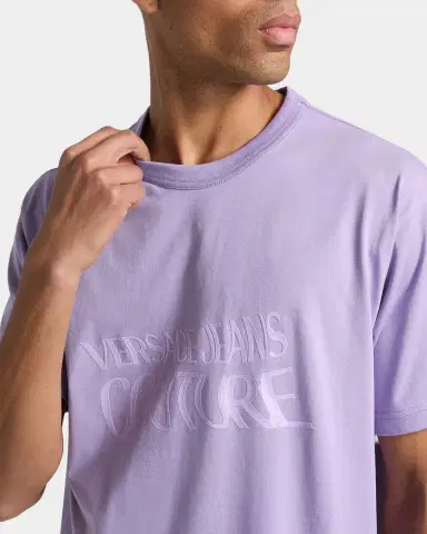 Versace Jeans Couture Screen-Printed Logo Cotton T-Shirt | Thumbnail 5 Versace Jeans Couture Screen-Printed Logo Cotton T-Shirt | Thumbnail 5