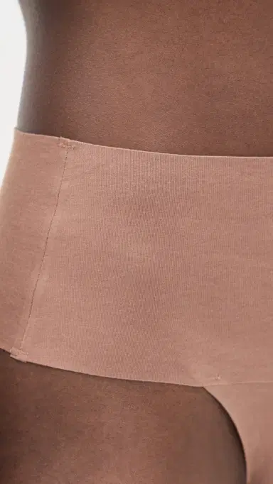 Spanx Supersmooth Undie-Tectable Cotton Thong Cafe au Lait L | Thumbnail 5 Spanx Supersmooth Undie-Tectable Cotton Thong Cafe au Lait L | Thumbnail 5