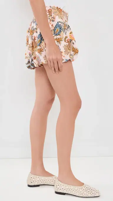 Farm Rio Ligia Light Pink Shorts Ligia Floral Light Pink | Thumbnail 4 Farm Rio Ligia Light Pink Shorts Ligia Floral Light Pink | Thumbnail 4
