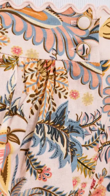 Farm Rio Ligia Light Pink Shorts Ligia Floral Light Pink | Thumbnail 6 Farm Rio Ligia Light Pink Shorts Ligia Floral Light Pink | Thumbnail 6