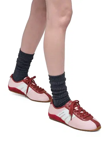 Marc Jacobs Women's The 400 Bleecker Logo Colorblocked Low-Top Running Sneakers - Strawberry Multi | Thumbnail 2 Marc Jacobs Women's The 400 Bleecker Logo Colorblocked Low-Top Running Sneakers - Strawberry Multi | Thumbnail 2