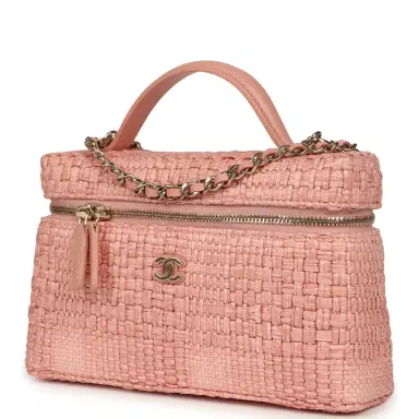 Chanel Chanel Top Handle Long Vanity Case with Chain Light Pink Braided Raffia Light Gold Hardware | Thumbnail 5 Chanel Chanel Top Handle Long Vanity Case with Chain Light Pink Braided Raffia Light Gold Hardware | Thumbnail 5